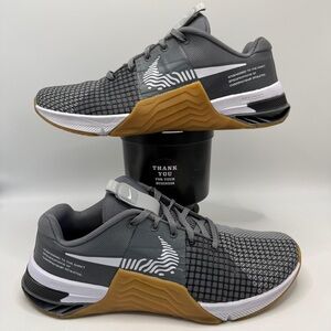 Nike Metcon 8 Training Shoes Men Size 9US Gray Gum Sole
